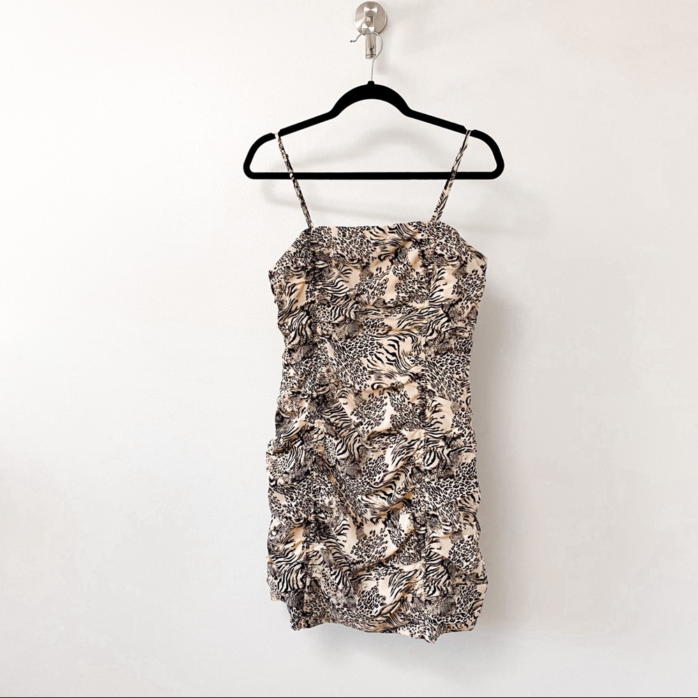 *NWT* J.O.A. Holiday Spring Casual Chic Ruched Animal Print Mini Bodycon Dress